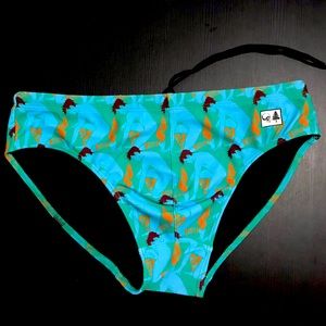 Walden Outdoor Athletic Mercury/Hermes pattern swim brief size M